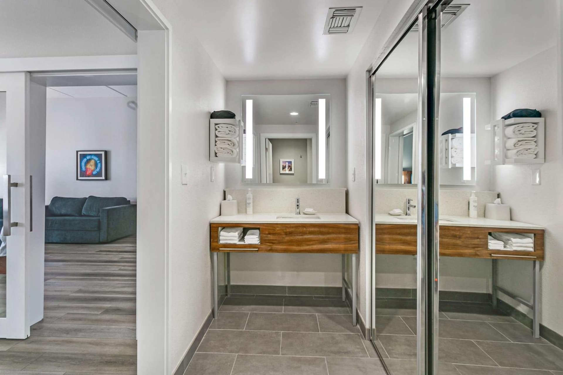 Hampton Inn Houston-Pearland, TX gallery photo in Pearland, TX — image 42