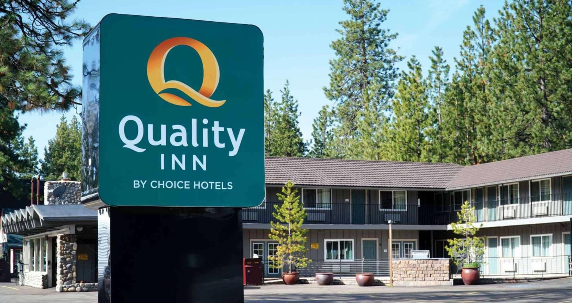 Quality Inn South Lake Tahoe interior in South Lake Tahoe, CA — gallery photo 2