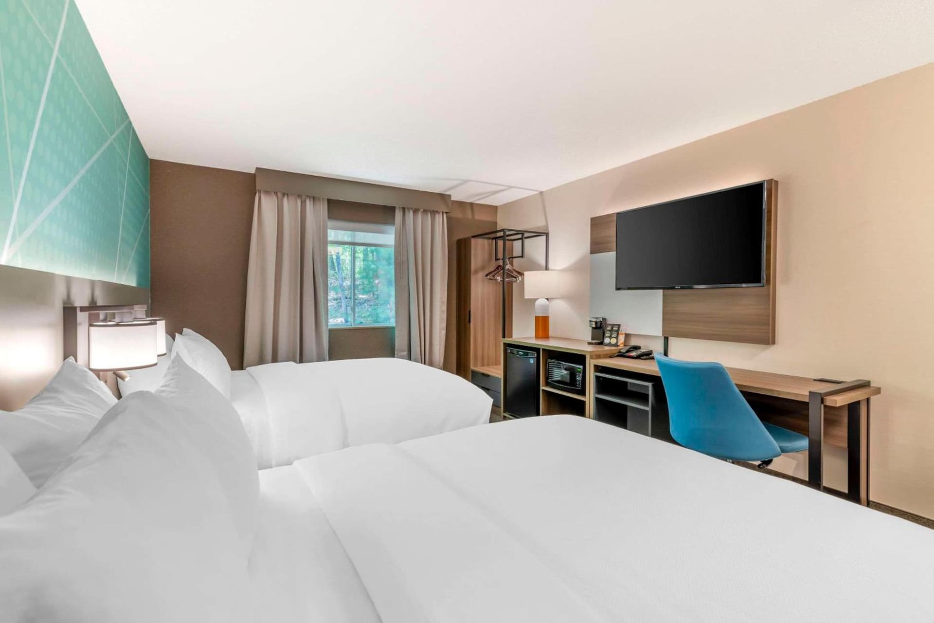 Comfort Inn & Suites Saratoga Springs gallery photo in Saratoga Springs, NY — image 45