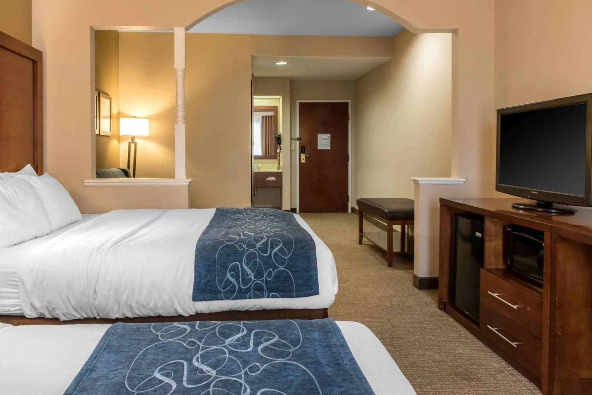 Comfort Suites Scranton near Montage Mountain gallery photo in Scranton, PA — image 13