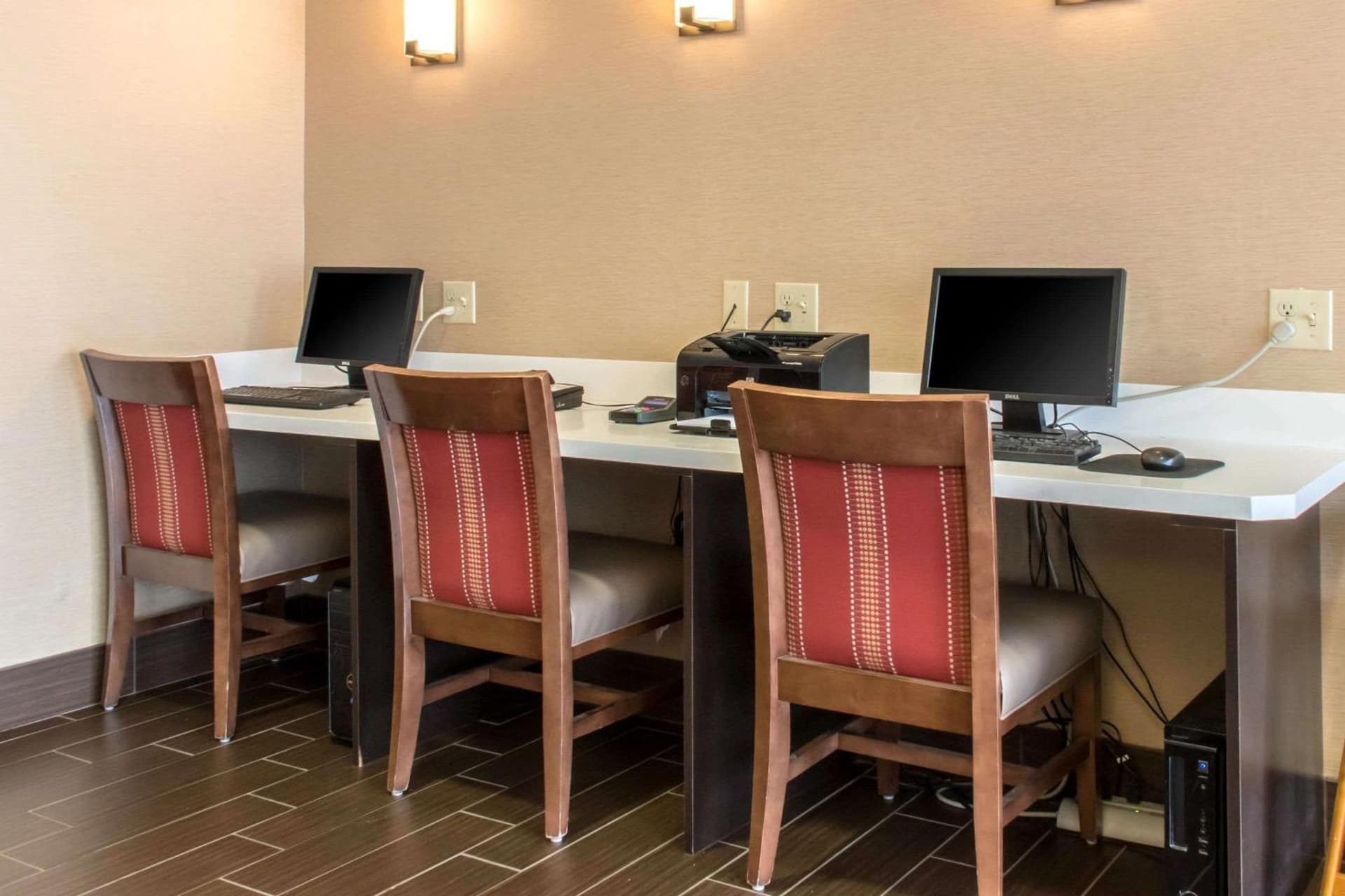 Comfort Suites Scranton near Montage Mountain gallery photo in Scranton, PA — image 26