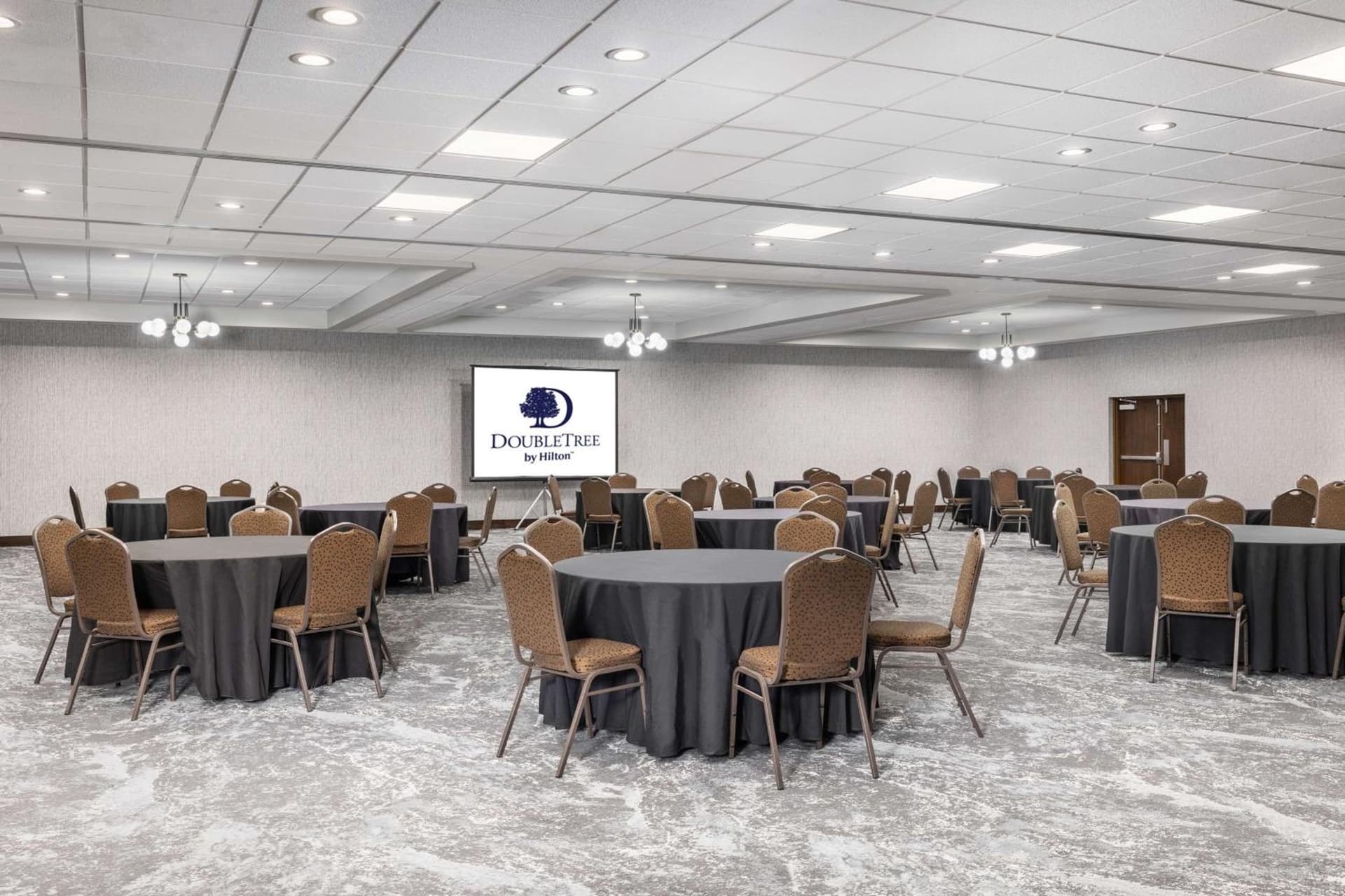 Doubletree By Hilton Greensboro Airport gallery photo in Greensboro, NC — image 34