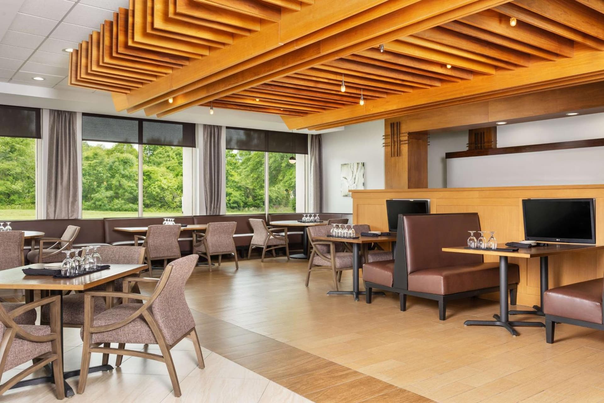Doubletree By Hilton Greensboro Airport gallery photo in Greensboro, NC — image 35