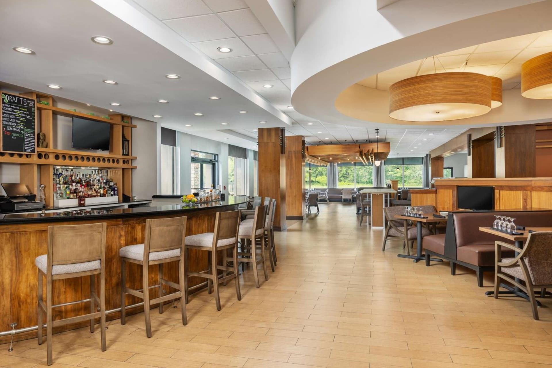 Doubletree By Hilton Greensboro Airport gallery photo in Greensboro, NC — image 56