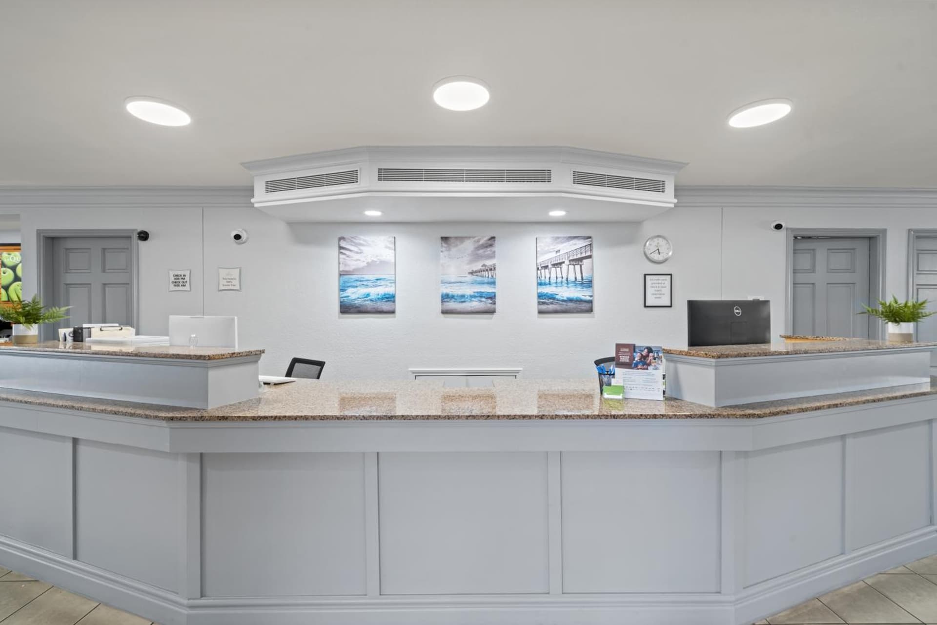 La Quinta Inn by Wyndham Corpus Christi North gallery photo in Corpus Christi, TX — image 91