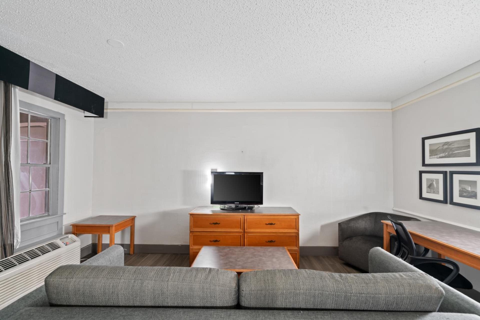 La Quinta Inn by Wyndham Corpus Christi North gallery photo in Corpus Christi, TX — image 114