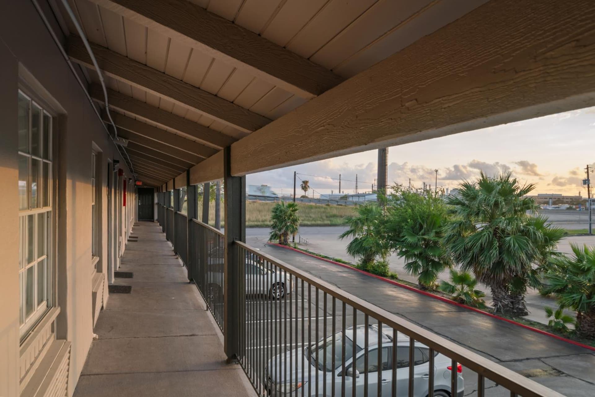 La Quinta Inn by Wyndham Corpus Christi North gallery photo in Corpus Christi, TX — image 31
