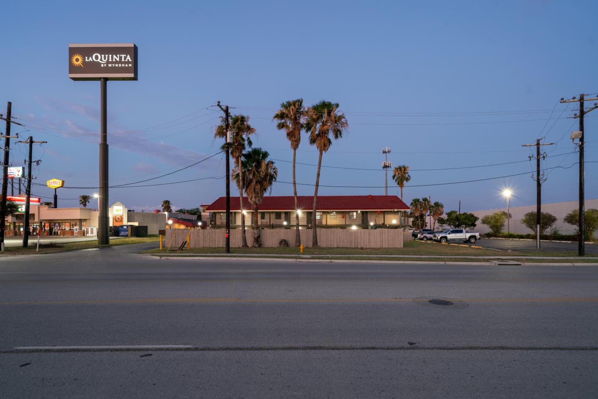 La Quinta Inn by Wyndham Corpus Christi North gallery photo in Corpus Christi, TX — image 93