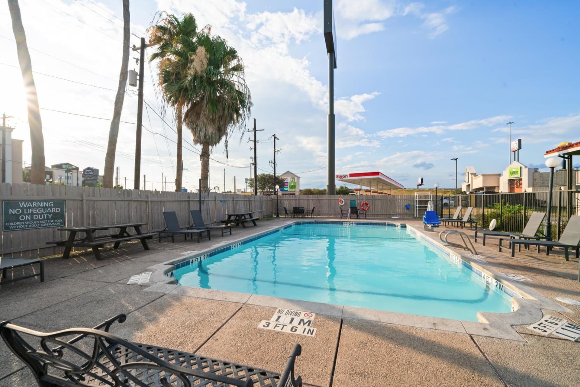La Quinta Inn by Wyndham Corpus Christi North gallery photo in Corpus Christi, TX — image 40