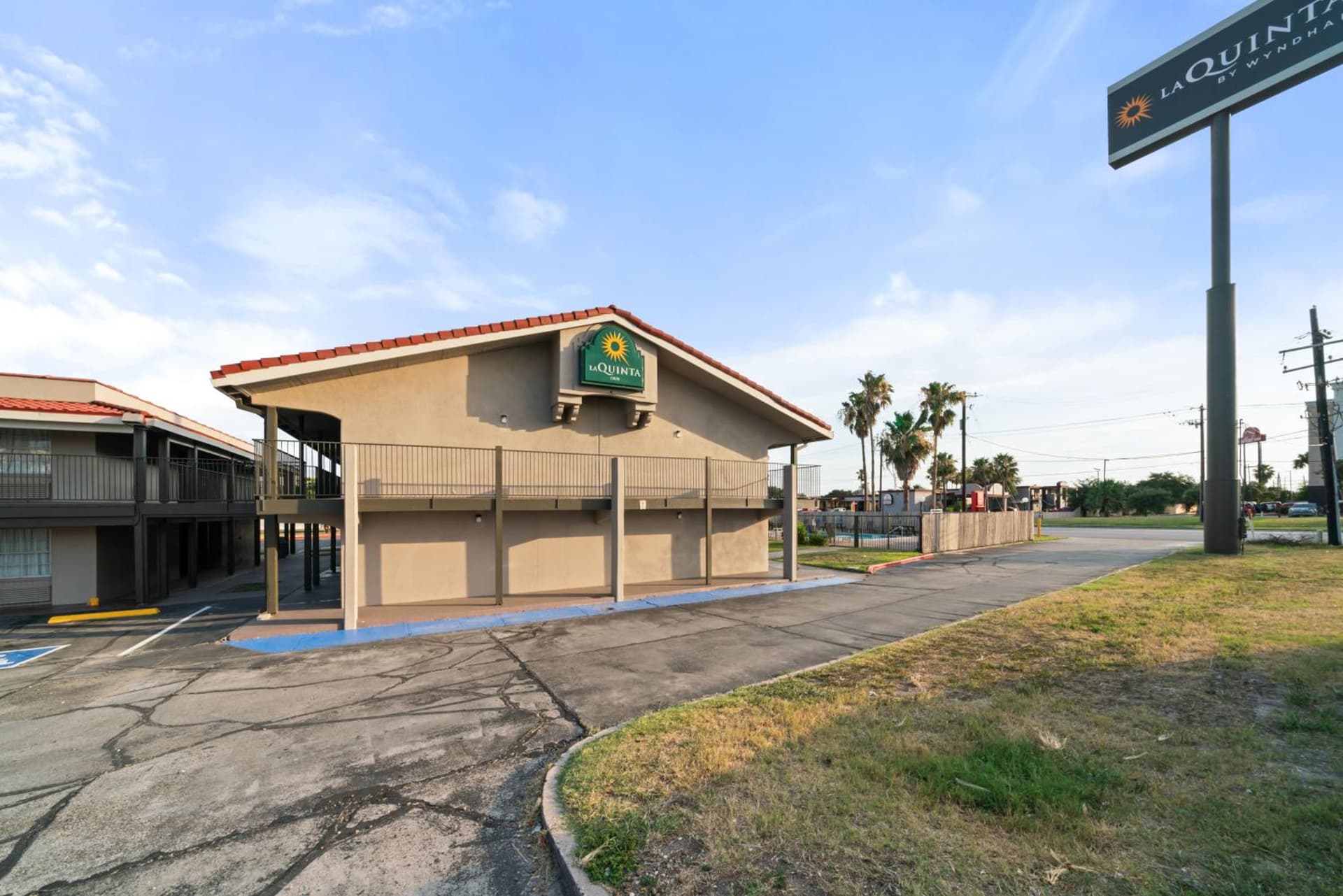 La Quinta Inn by Wyndham Corpus Christi North gallery photo in Corpus Christi, TX — image 35