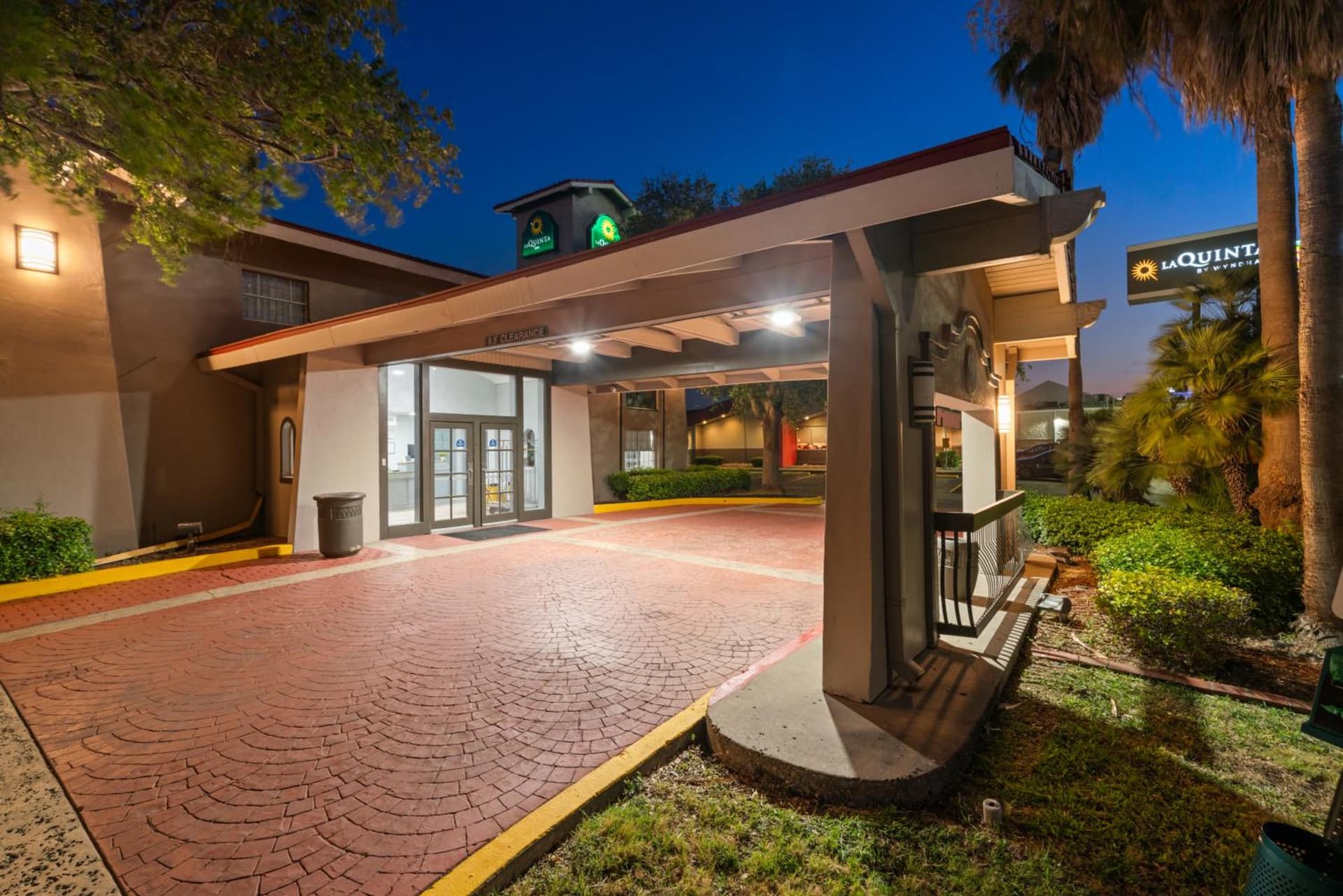 La Quinta Inn by Wyndham Corpus Christi North gallery photo in Corpus Christi, TX — image 38