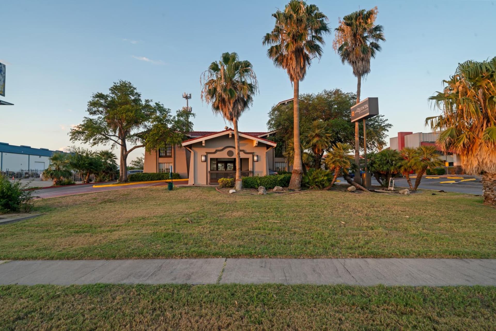 La Quinta Inn by Wyndham Corpus Christi North gallery photo in Corpus Christi, TX — image 12