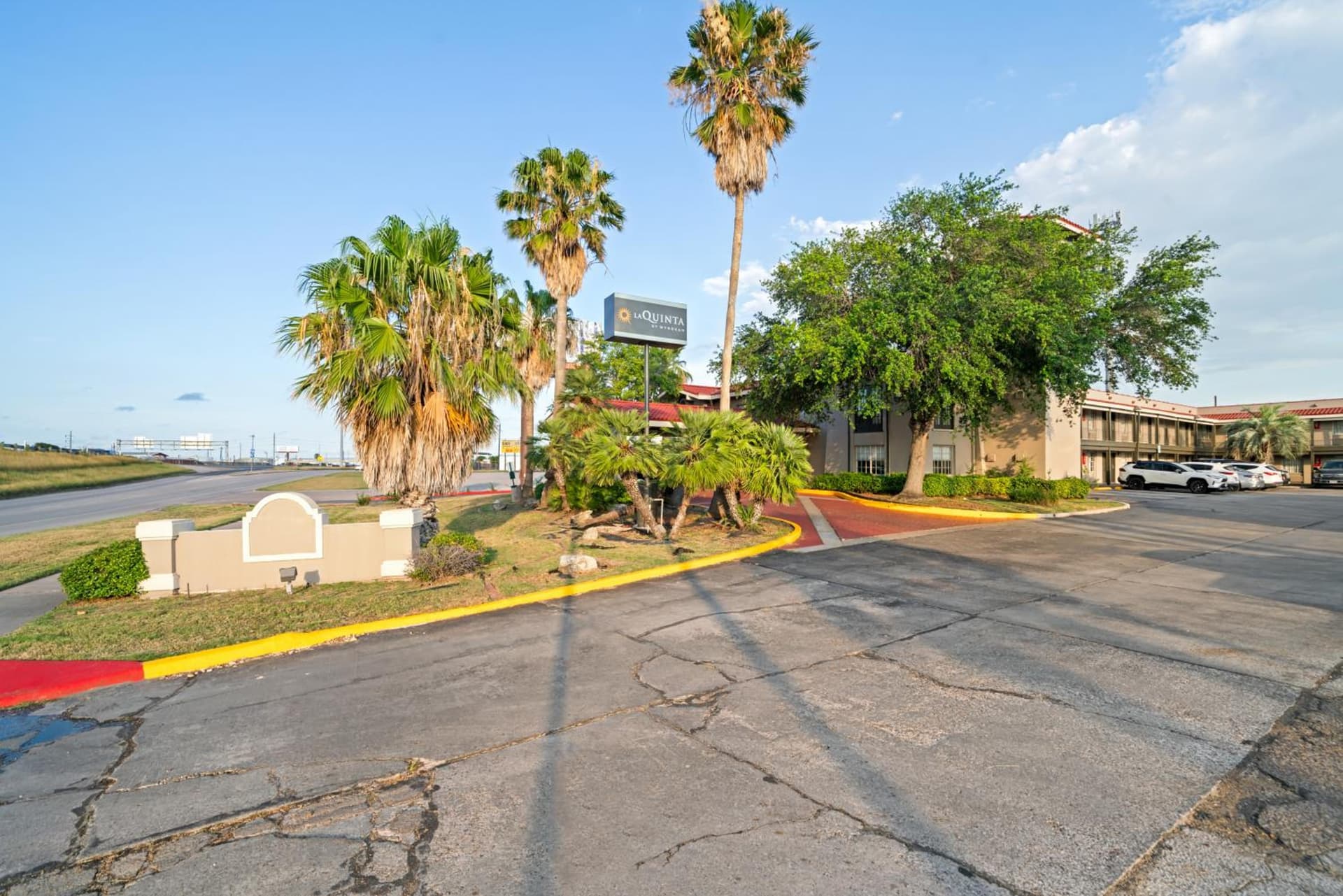 La Quinta Inn by Wyndham Corpus Christi North gallery photo in Corpus Christi, TX — image 60