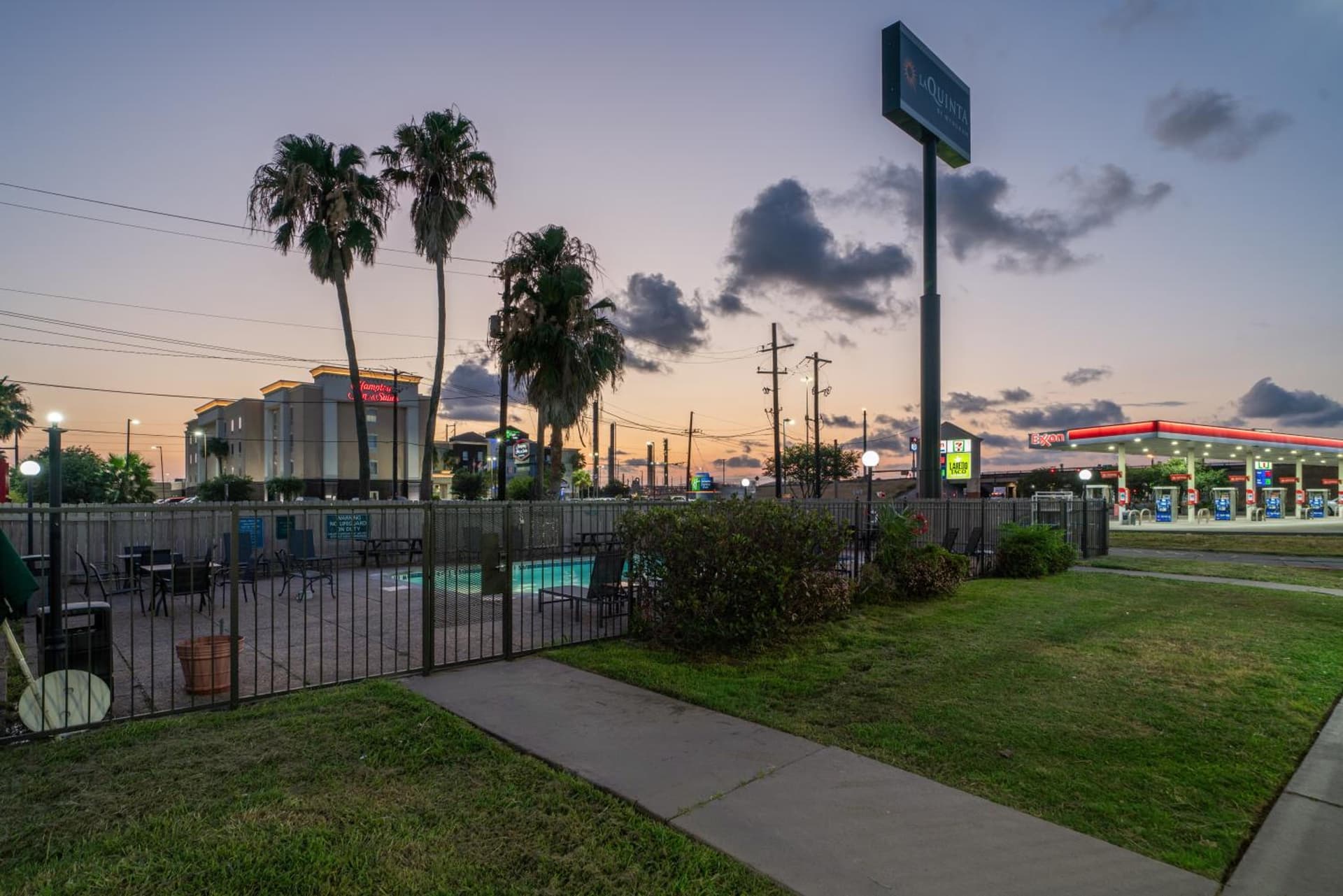 La Quinta Inn by Wyndham Corpus Christi North gallery photo in Corpus Christi, TX — image 85