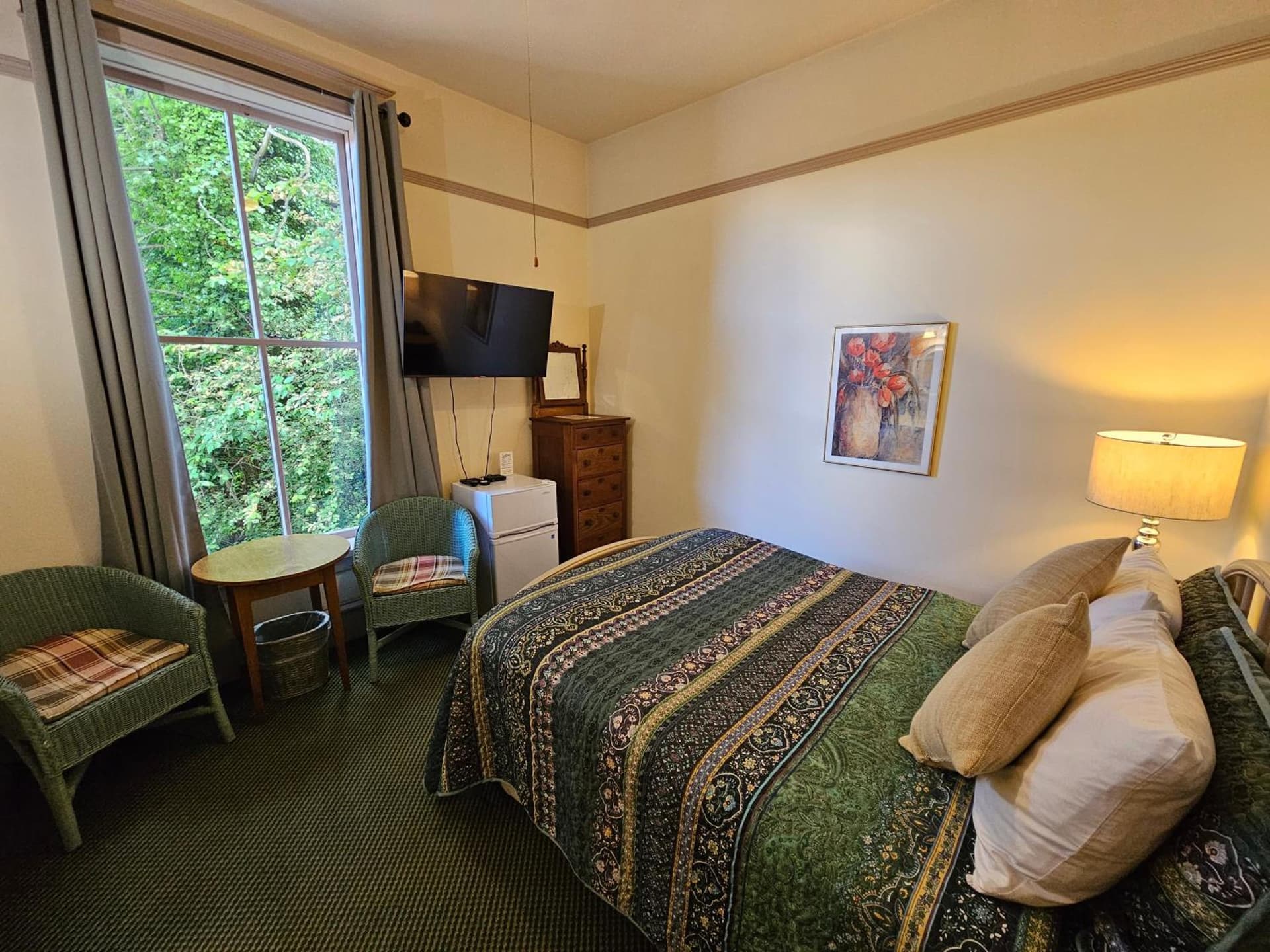 Hotel Planter gallery photo in La Conner, WA — image 19