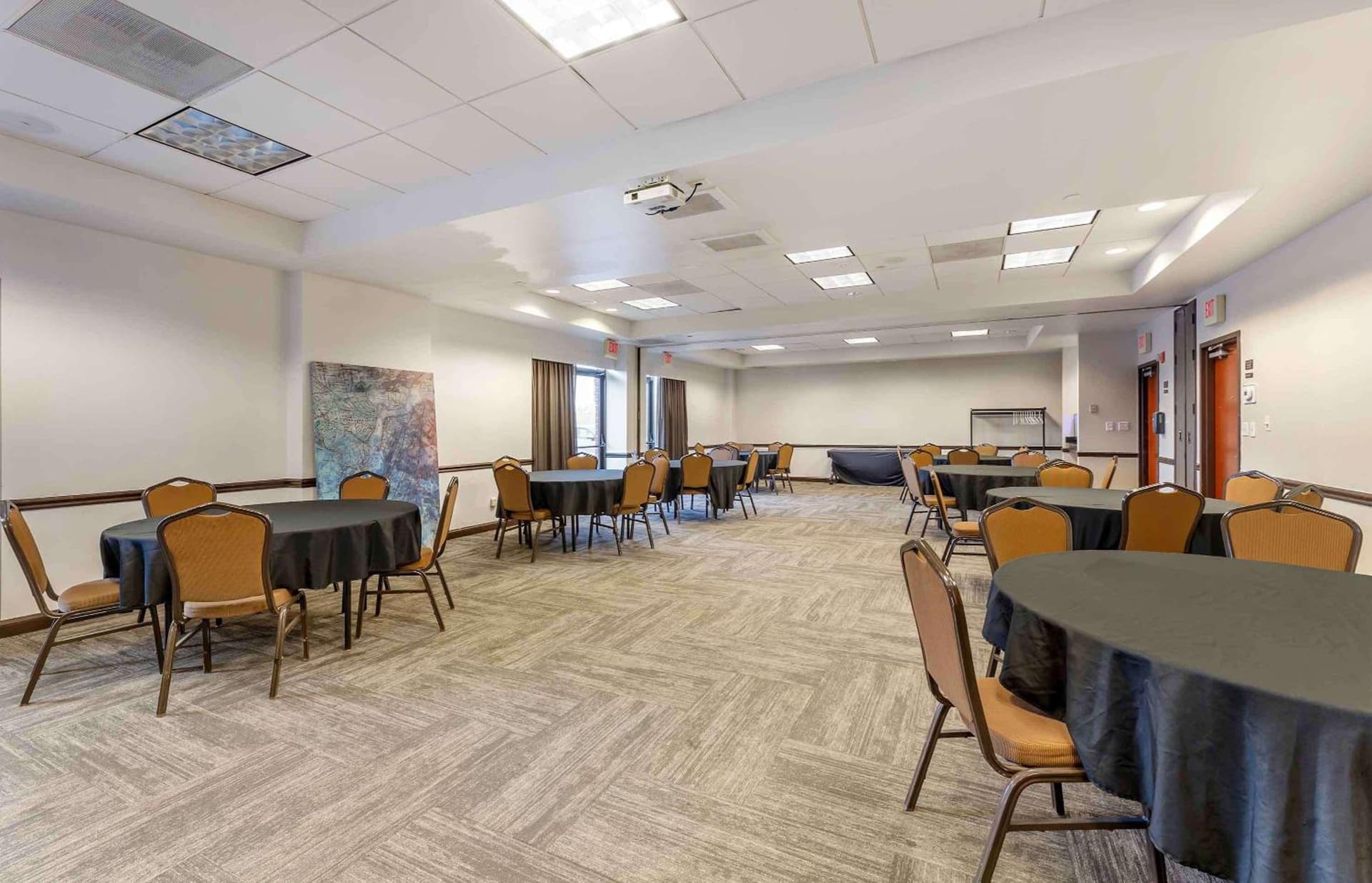 Extended Stay America Premier Suites - Cleveland - Independence gallery photo in Independence, OH — image 13