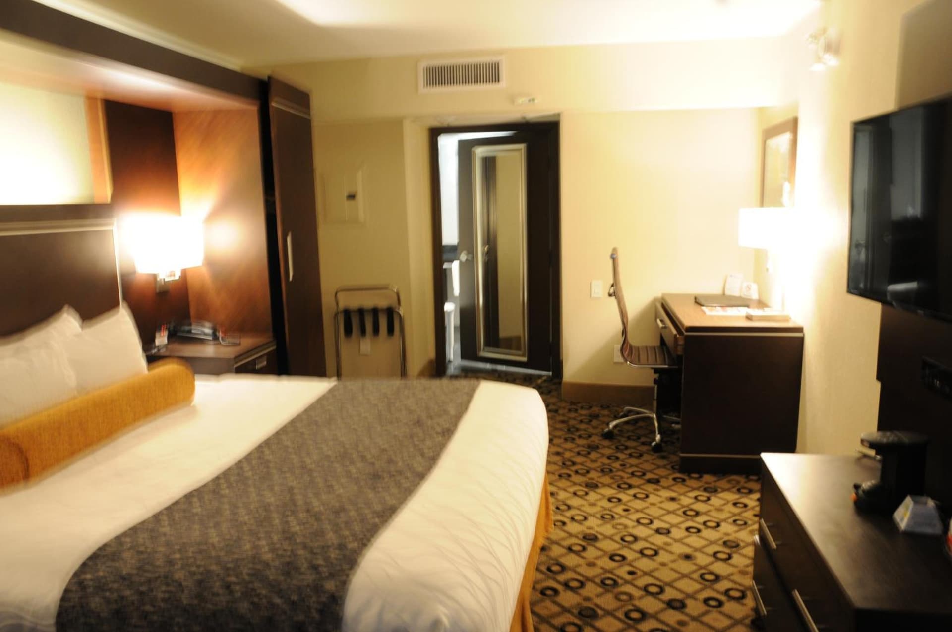 Radisson Hotel Southfield-Detroit gallery photo in Southfield, MI — image 27