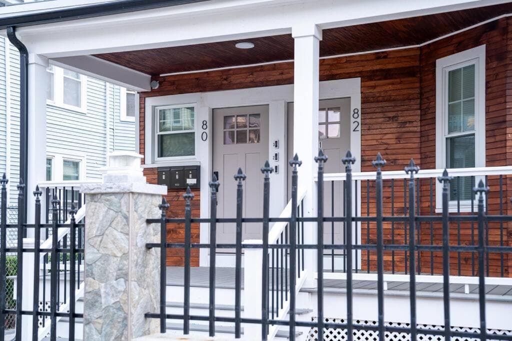 80-3 3BR Boston - Cozy Apt near Dorchester Center featured exterior or lobby in Boston, MA — similar hotel