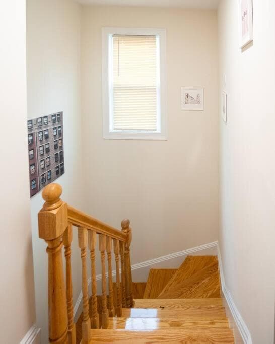 80-3 3BR Boston - Cozy Apt near Dorchester Center interior in Boston, MA — gallery photo 2