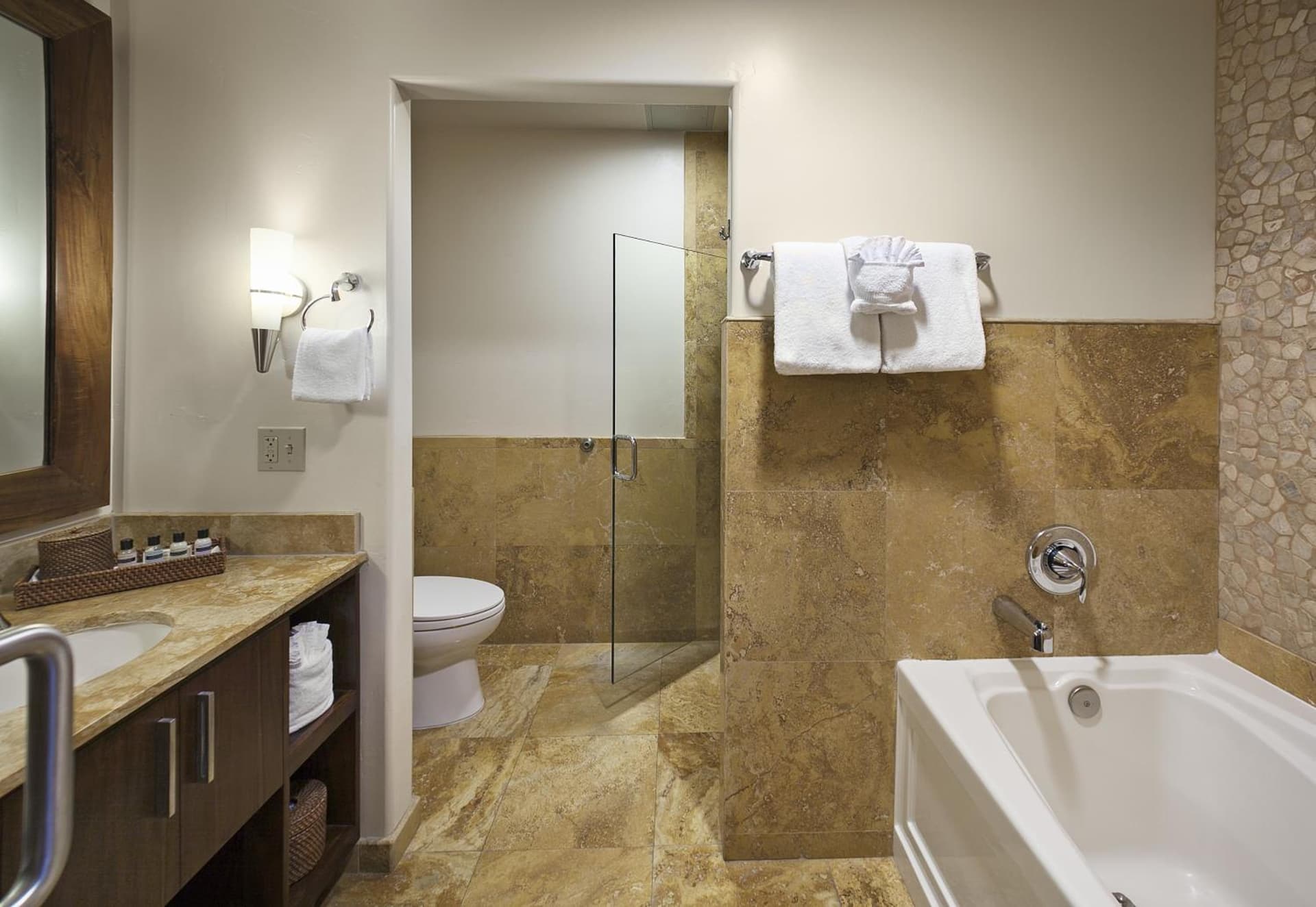 El Colibri Hotel & Spa gallery photo in Cambria, CA — image 14