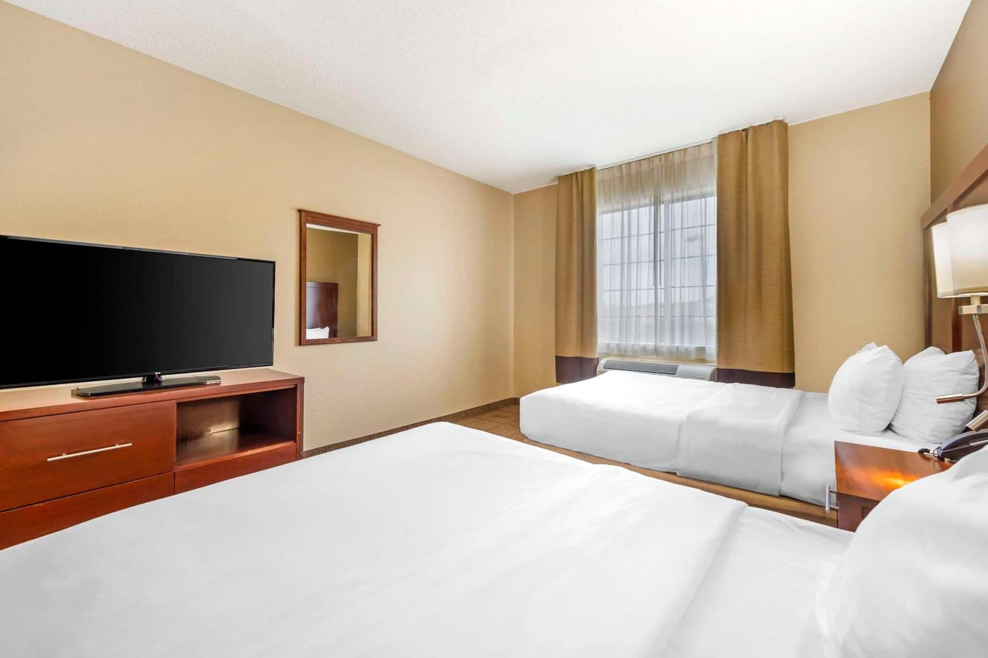 Comfort Suites Castle Rock - Denver South gallery photo in Castle Rock, CO — image 37
