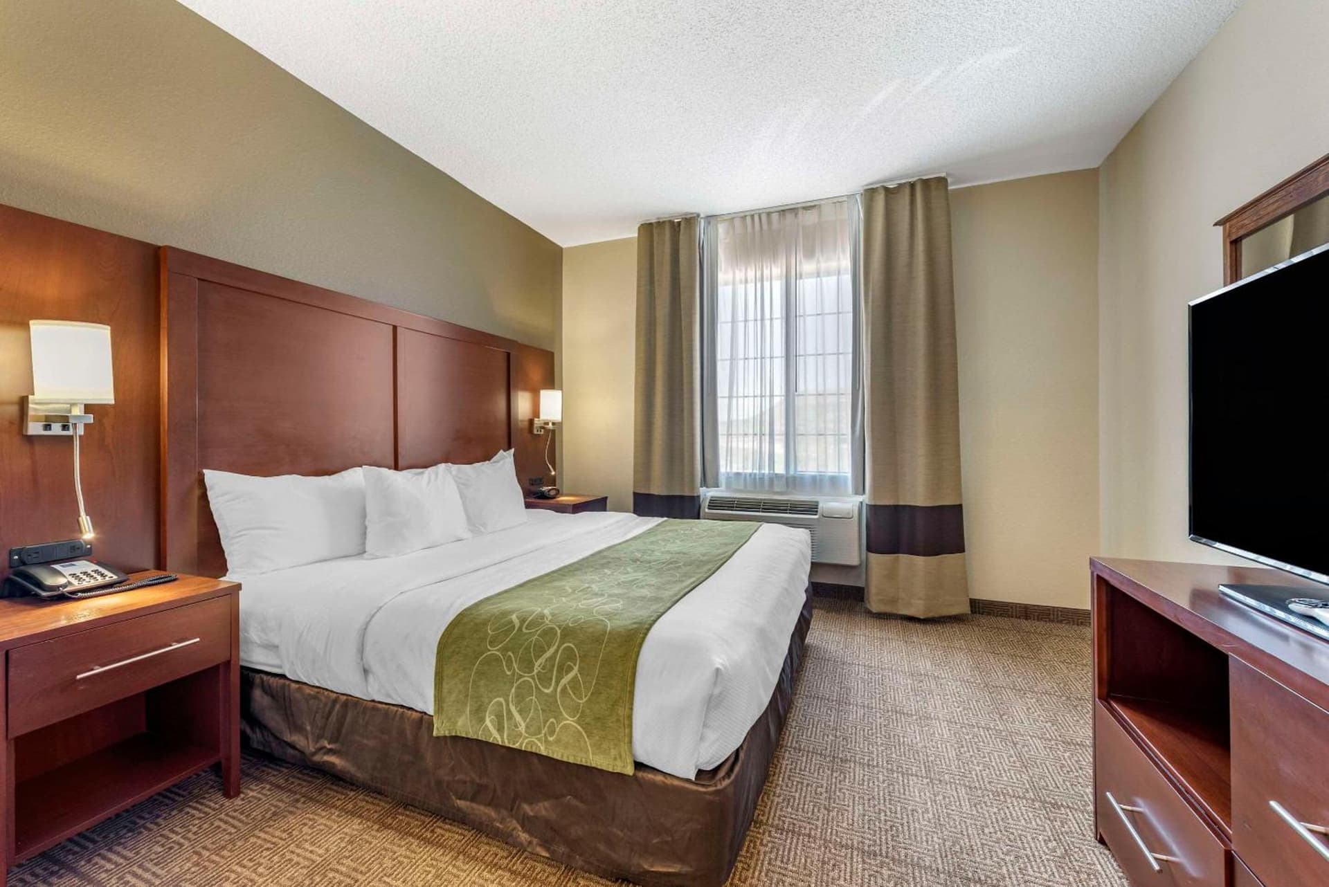 Comfort Suites Castle Rock - Denver South gallery photo in Castle Rock, CO — image 5