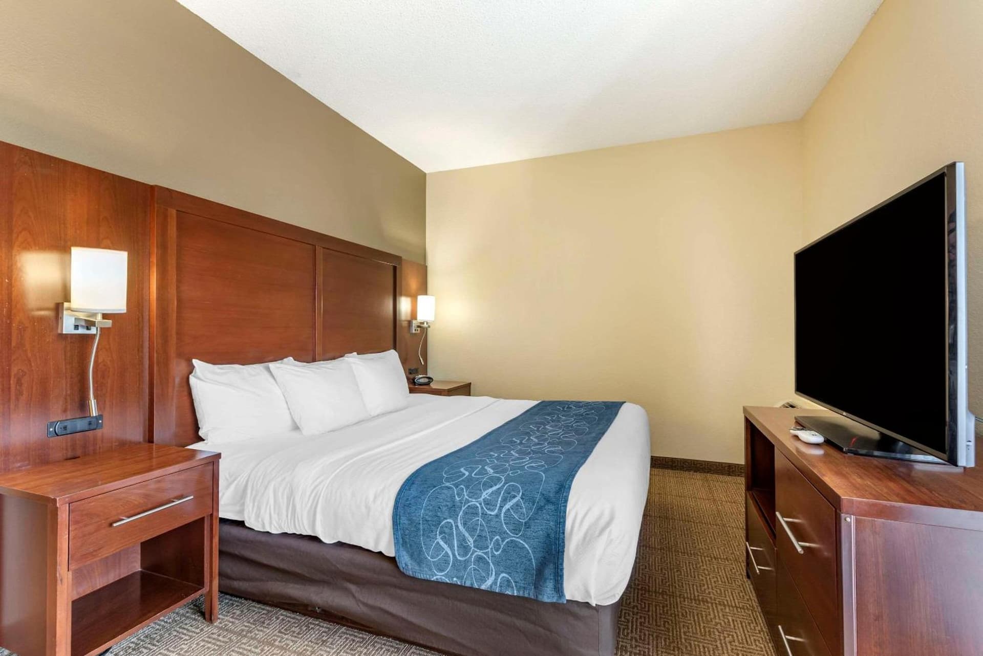 Comfort Suites Castle Rock - Denver South gallery photo in Castle Rock, CO — image 21