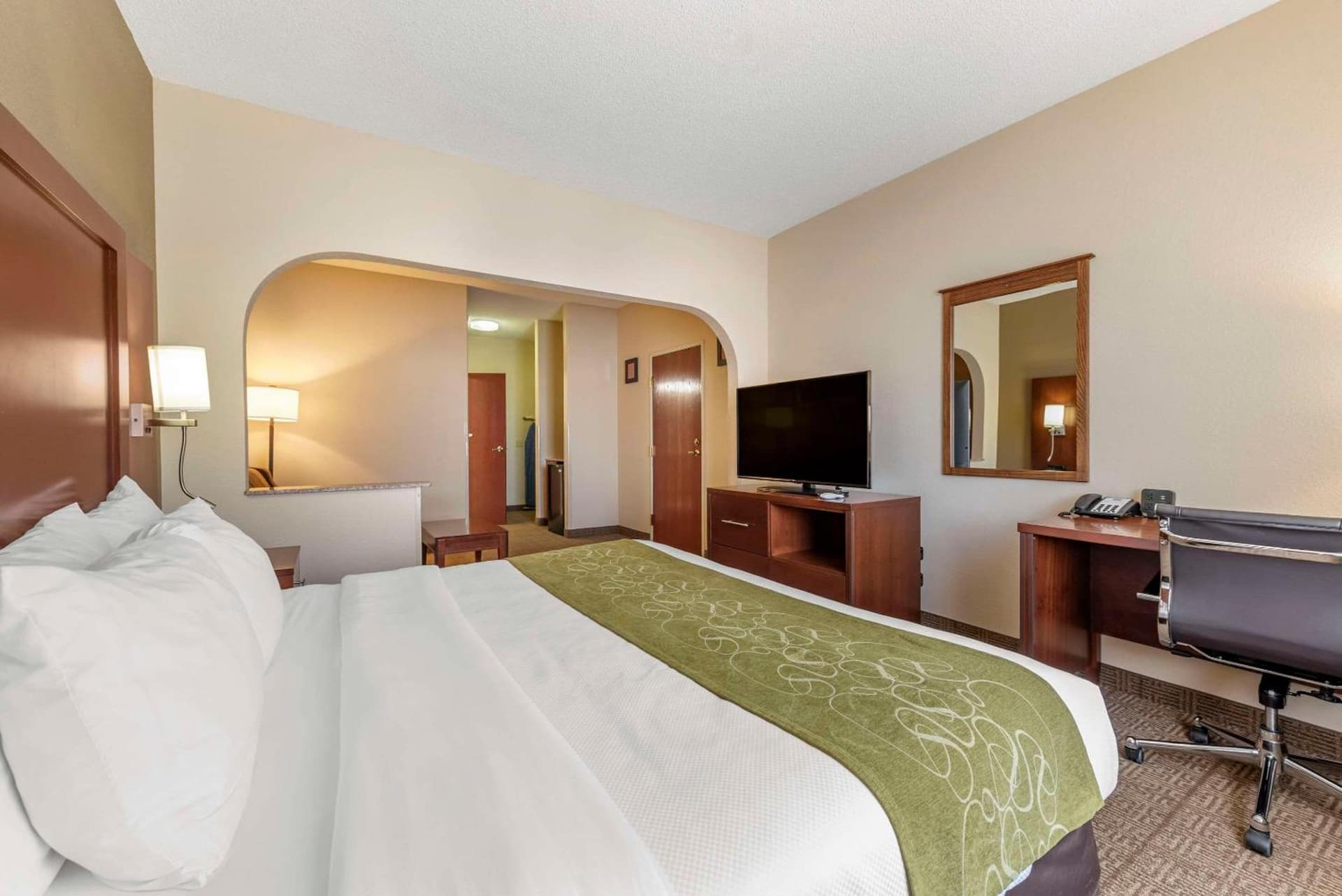 Comfort Suites Castle Rock - Denver South gallery photo in Castle Rock, CO — image 12
