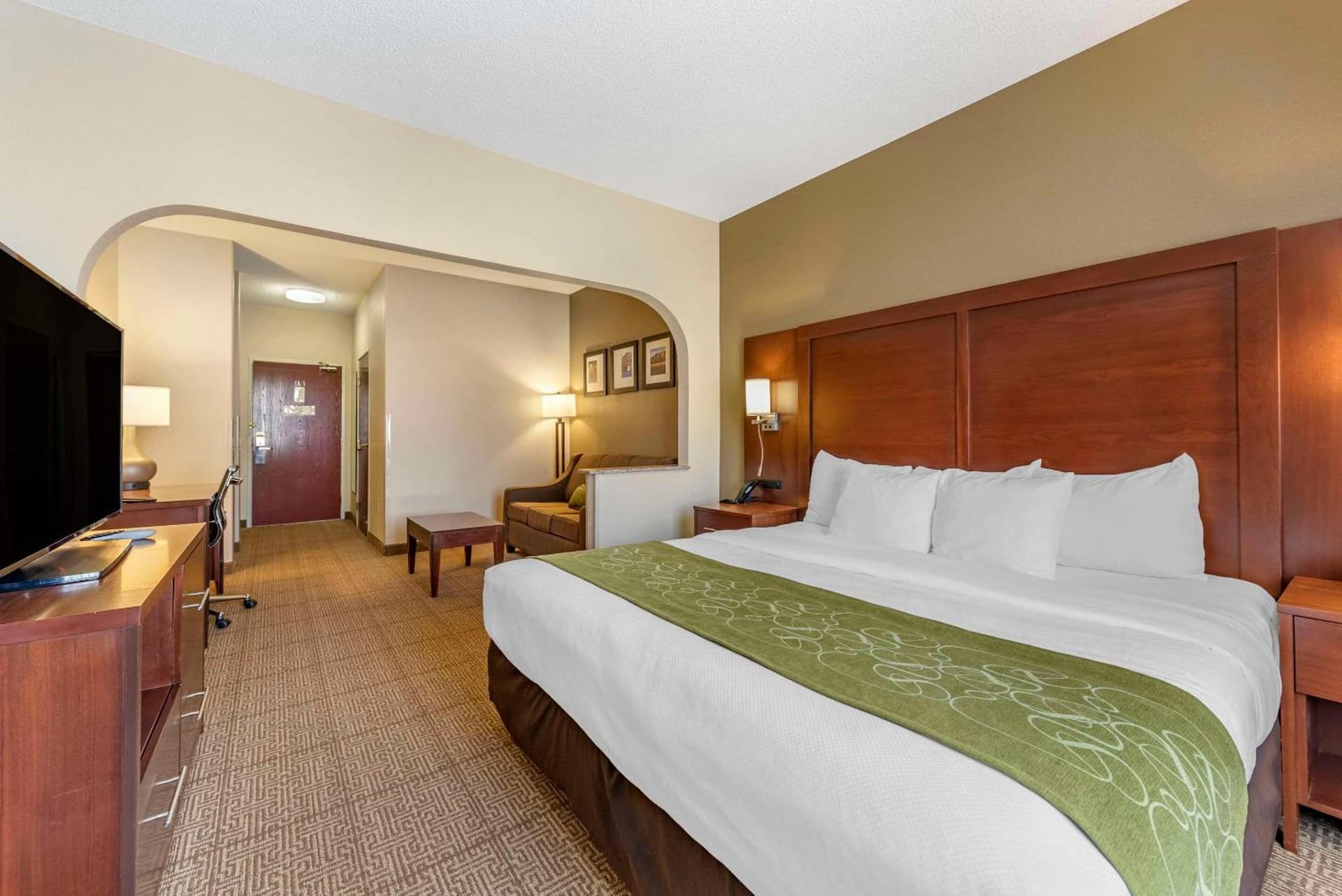 Comfort Suites Castle Rock - Denver South gallery photo in Castle Rock, CO — image 17