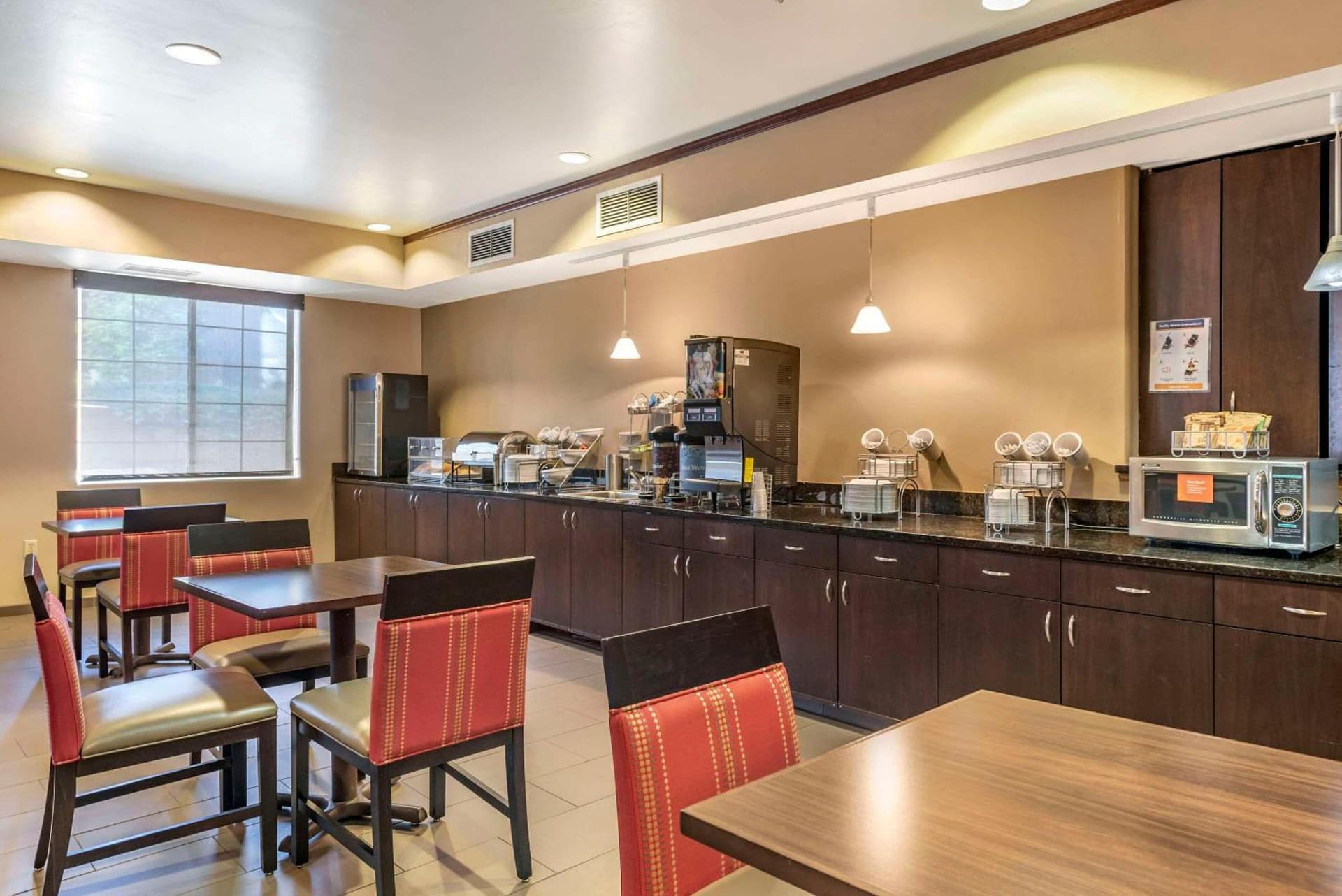 Comfort Suites Castle Rock - Denver South gallery photo in Castle Rock, CO — image 4