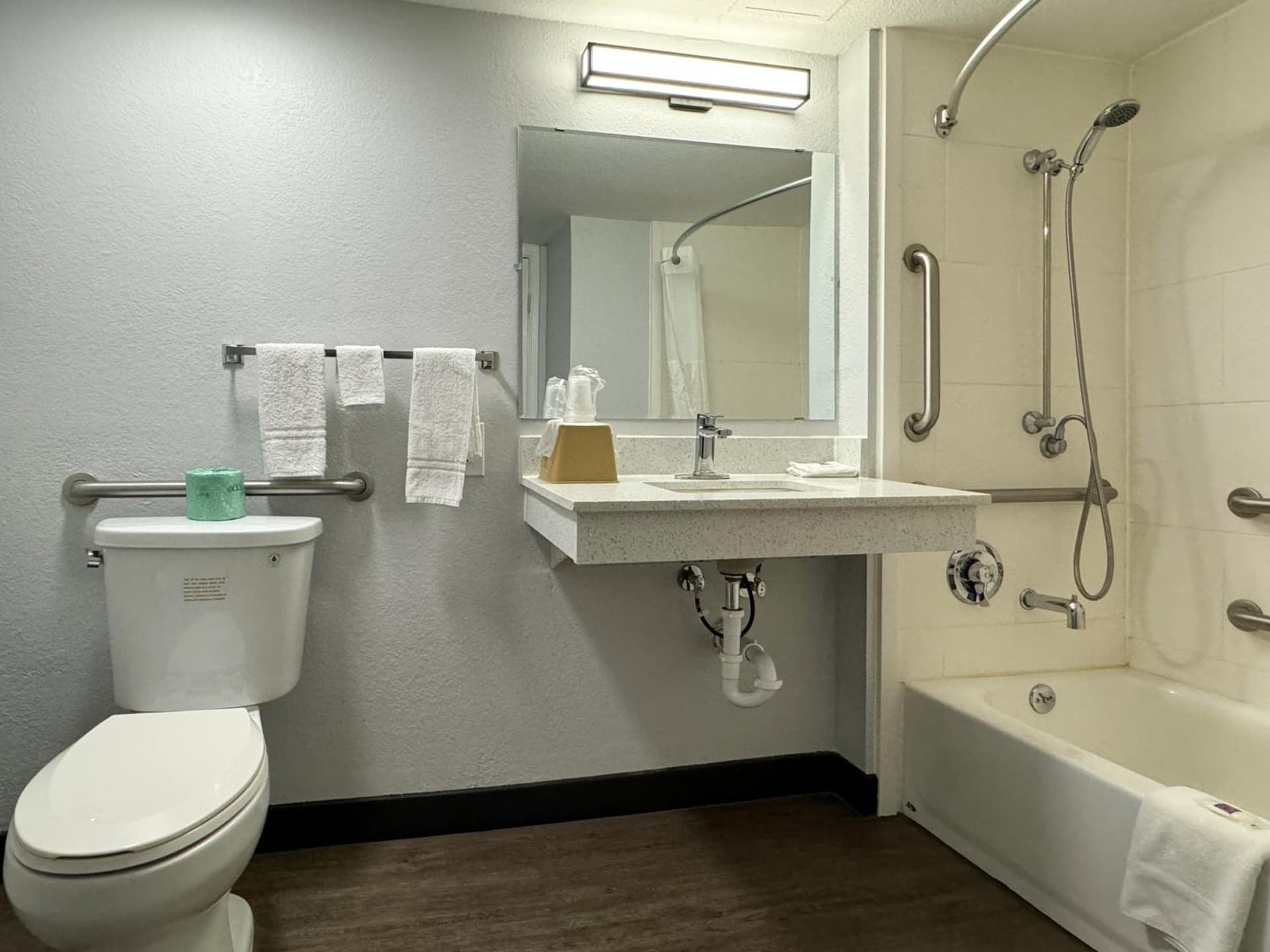 Motel 6 Huntsville AL University Dr. gallery photo in Huntsville, AL — image 20