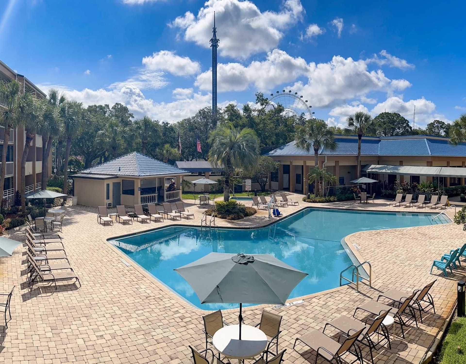 Hotel Monreale Express & Studios IDrive District interior in Orlando, FL — gallery photo 2
