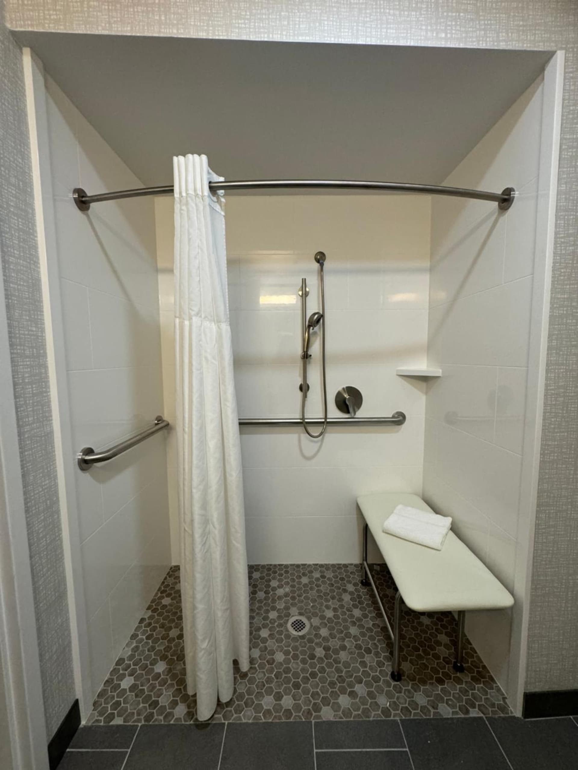 Hampton Inn New Bedford/Fairhaven gallery photo in Fairhaven — image 32