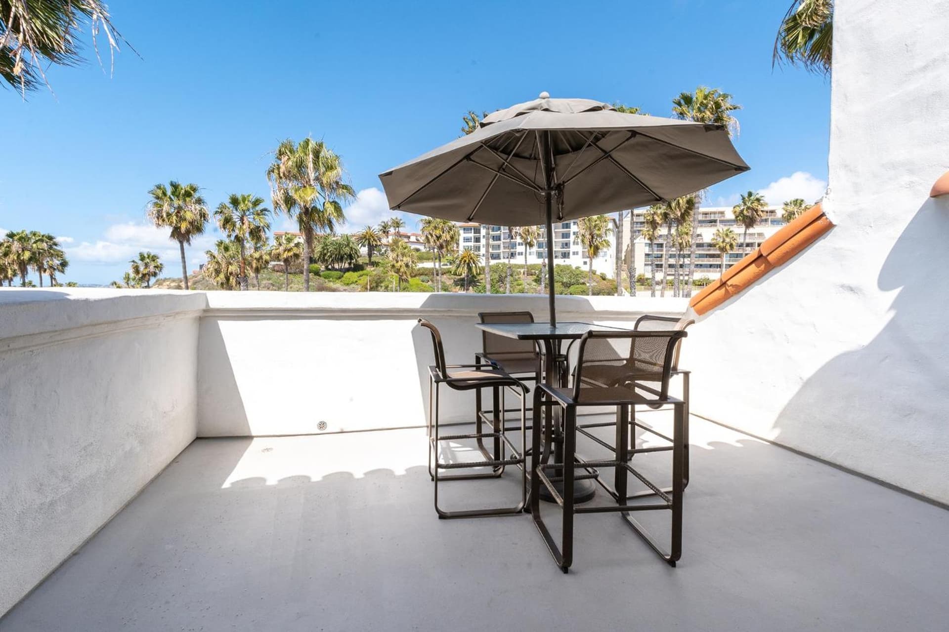 San Clemente Cove Resort gallery photo in San Clemente, CA — image 9