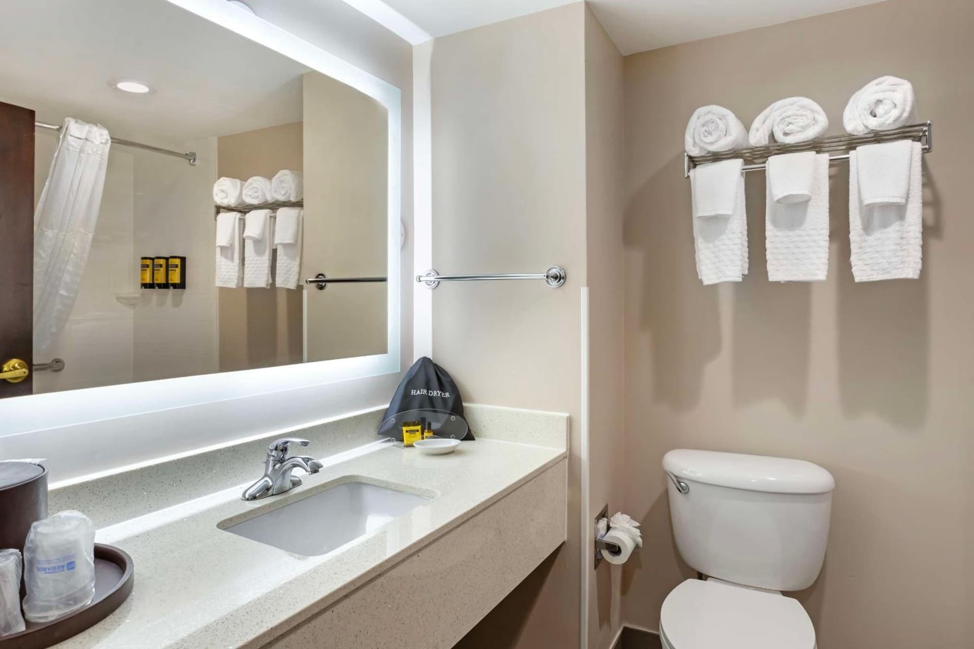 Best Western Plus Fairfield Hotel gallery photo in Fairfield, CT — image 40