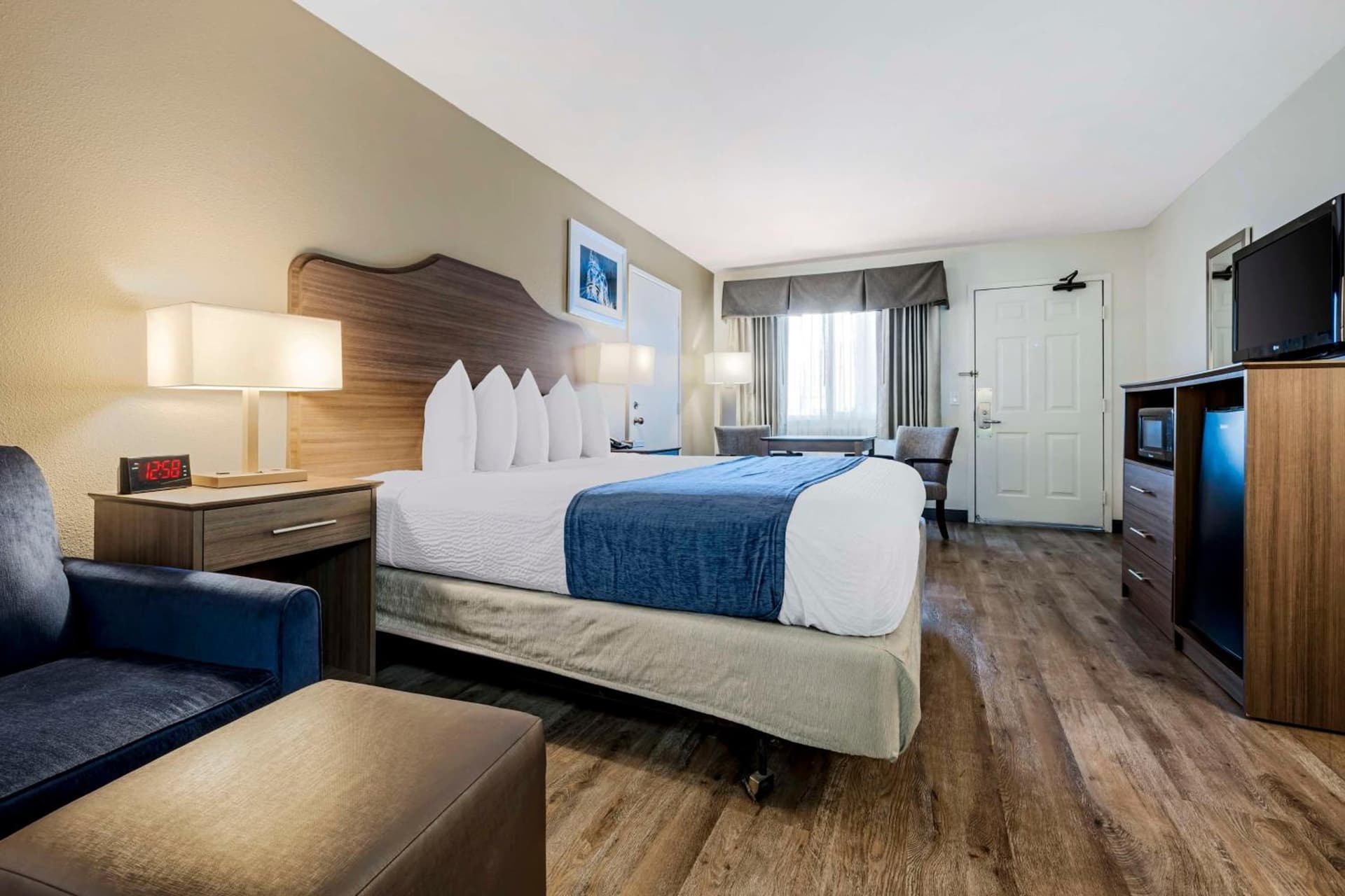 Best Western Santee Lodge gallery photo in Santee, CA — image 9