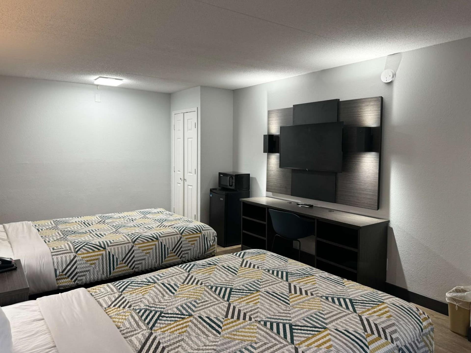 Motel 6 Huntsville AL University Dr. gallery photo in Huntsville, AL — image 11