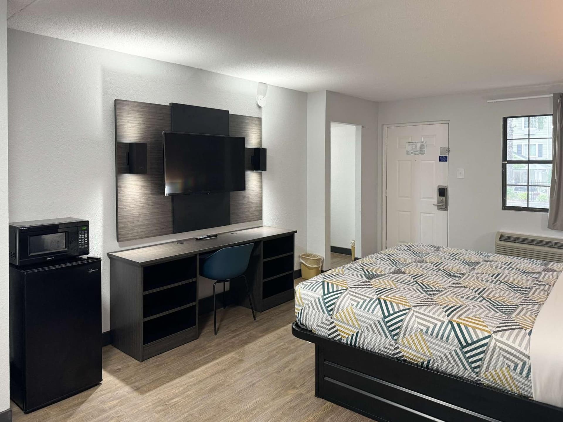 Motel 6 Huntsville AL University Dr. gallery photo in Huntsville, AL — image 17
