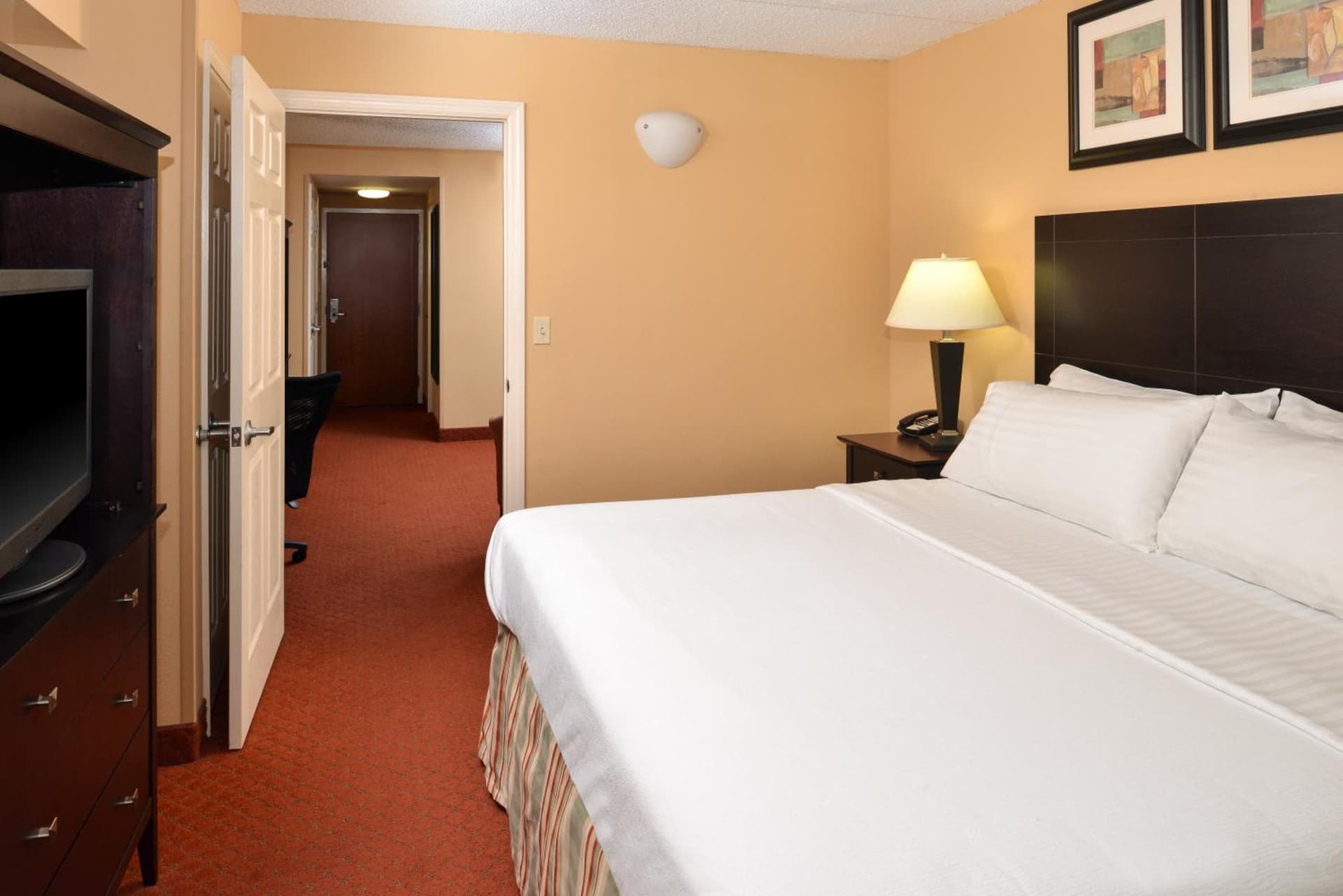Holiday Inn Martinsburg by IHG gallery photo in Martinsburg, WV — image 31