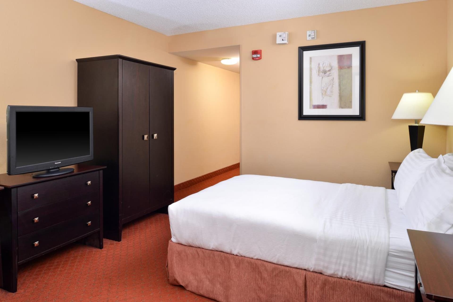 Holiday Inn Martinsburg by IHG interior in Martinsburg, WV — gallery photo 2