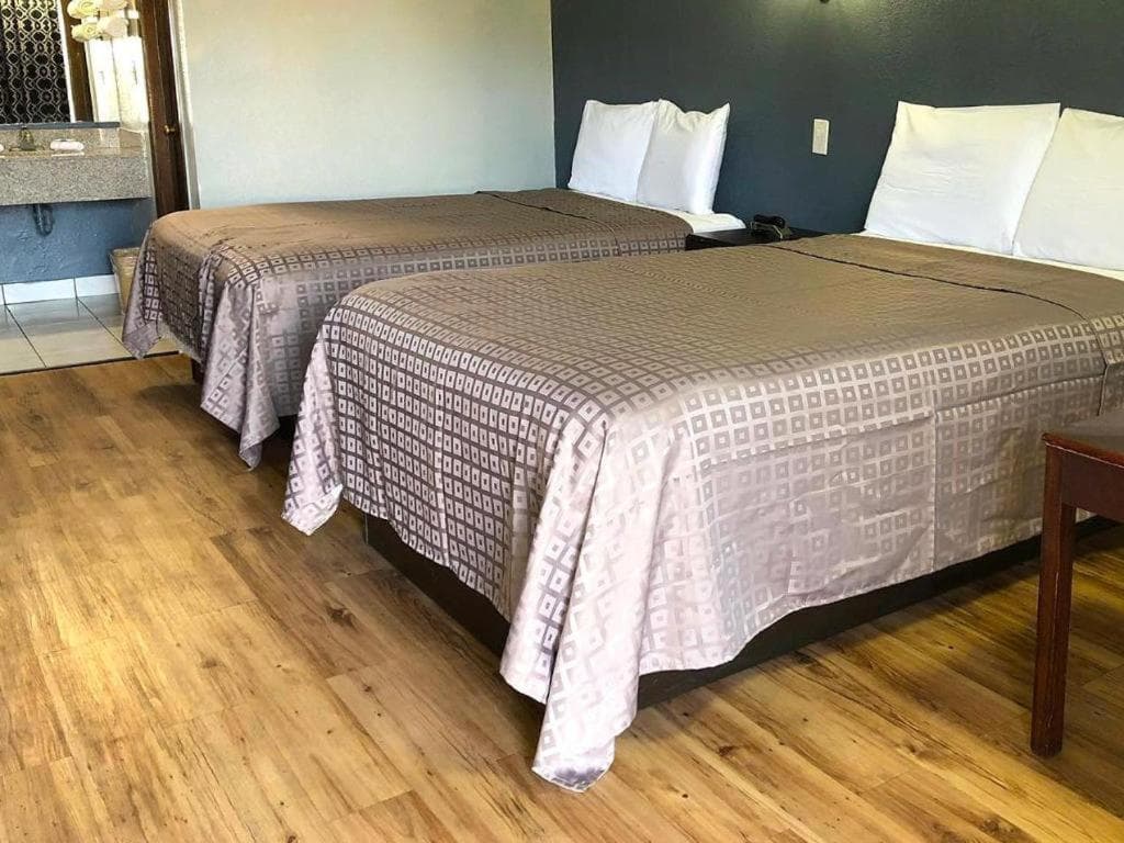 Best Value Inn Garland gallery photo in Garland, TX — image 10