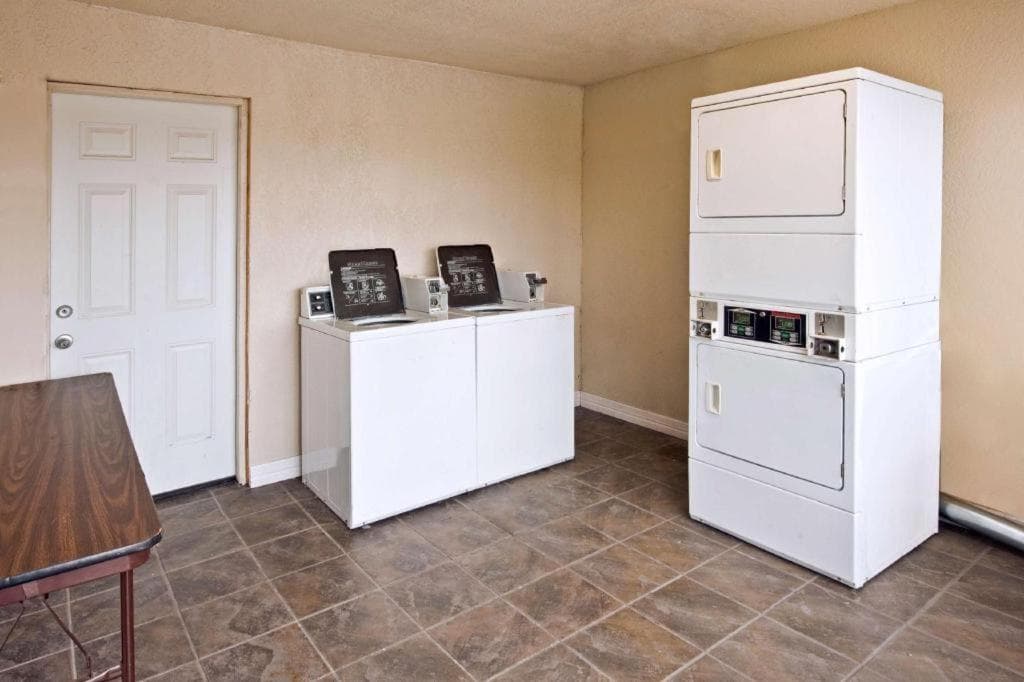 Best Value Inn Garland gallery photo in Garland, TX — image 8