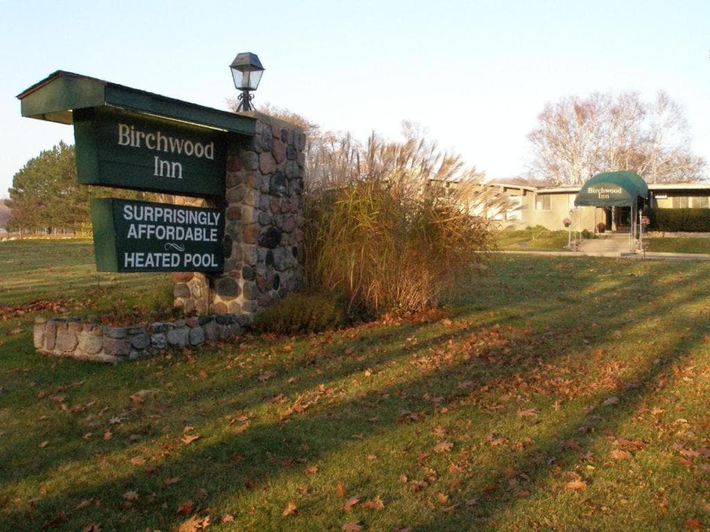 Birchwood Inn featured exterior or lobby in Harbor Springs, MI — similar hotel
