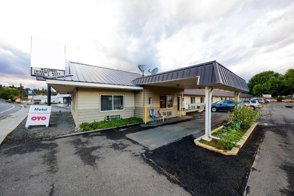 OYO Riverside Inn John Day OR — hotel in John Day, Oregon