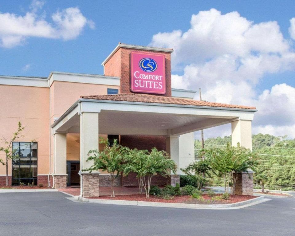 Comfort Suites featured exterior or lobby in Rome, GA — similar hotel