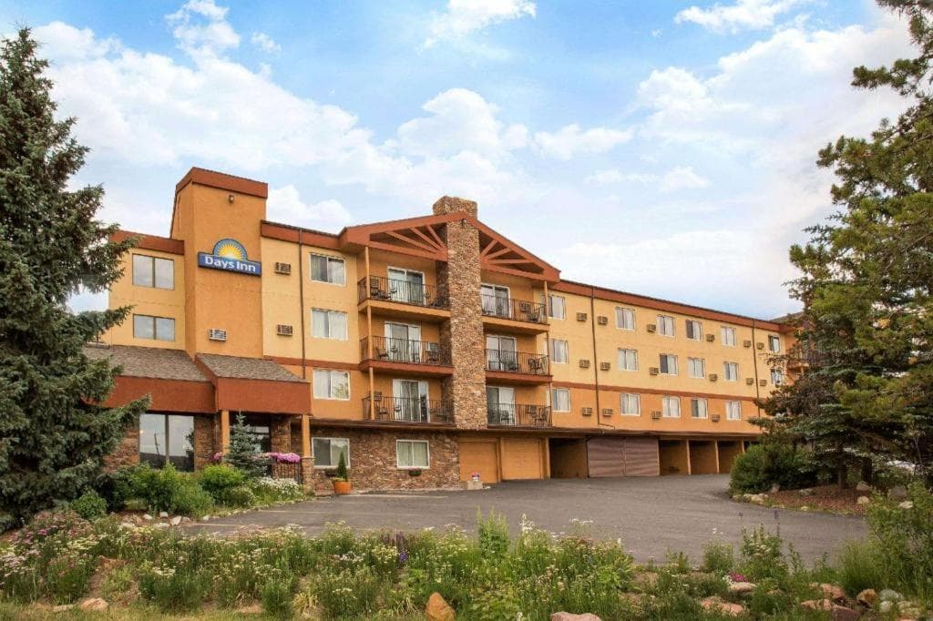 Days Inn by Wyndham Silverthorne featured exterior or lobby in Silverthorne, CO — similar hotel