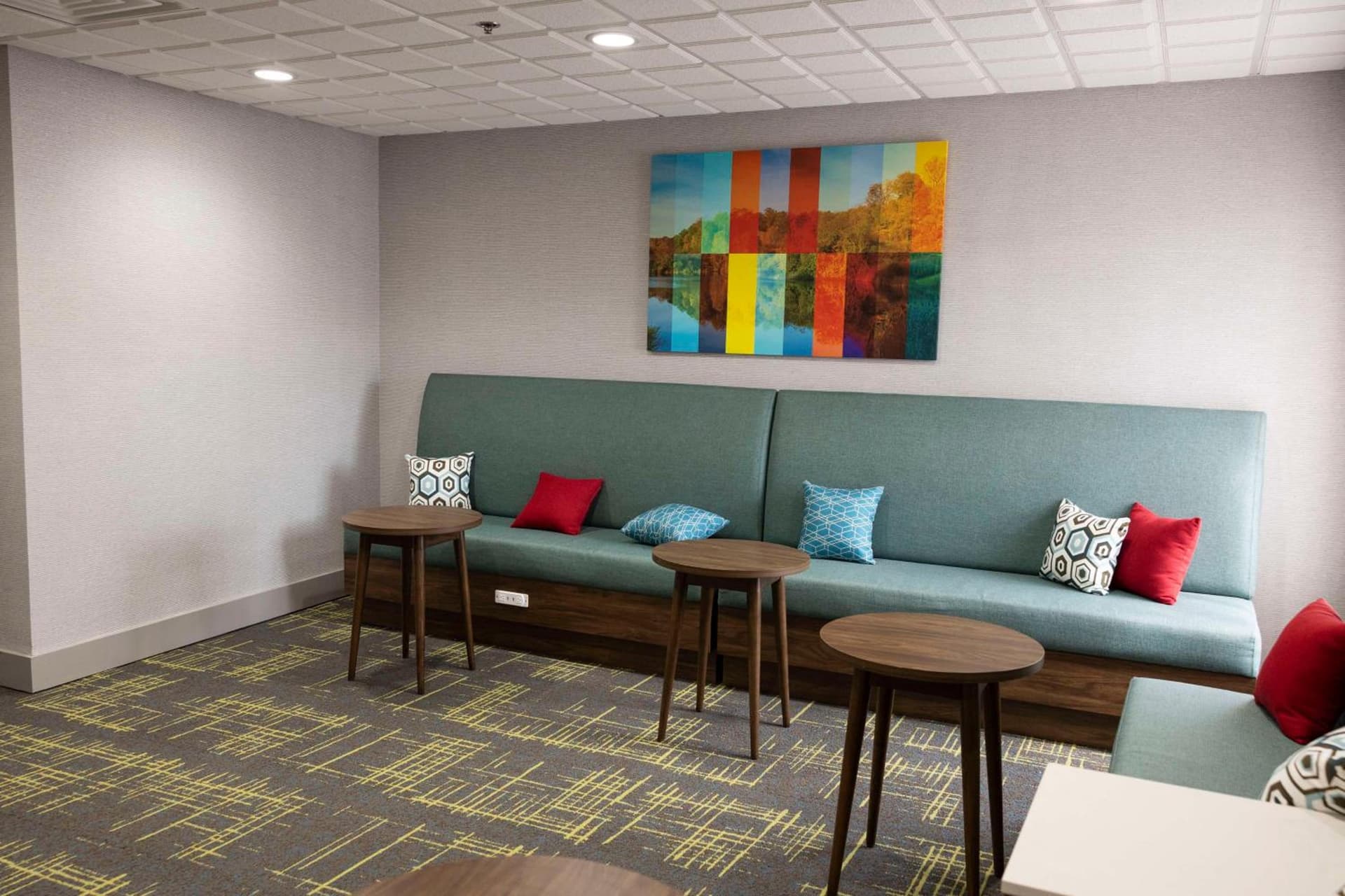Hampton Inn Kent/Akron Area gallery photo in Kent, OH — image 9
