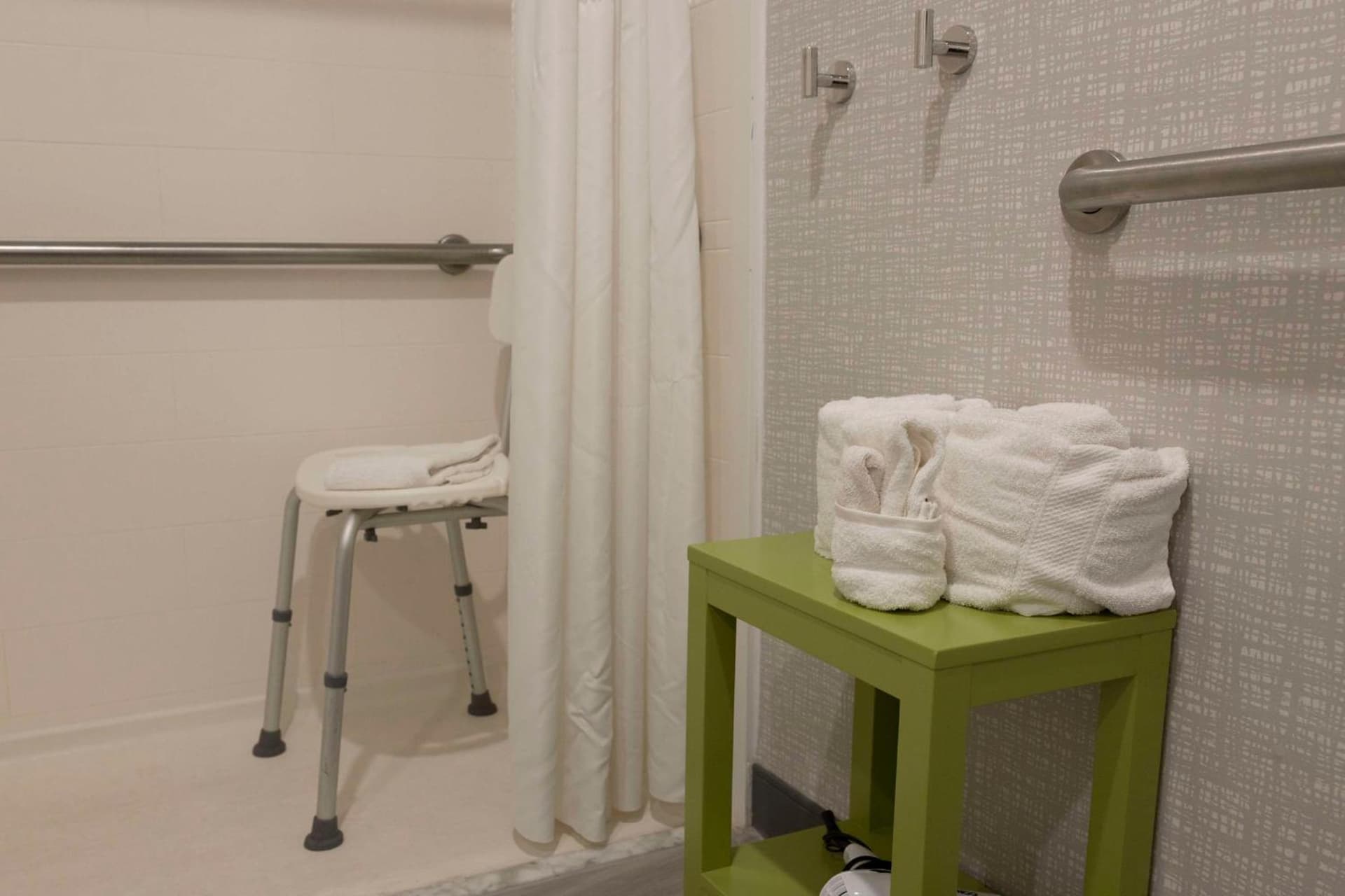 Hampton Inn Kent/Akron Area gallery photo in Kent, OH — image 58