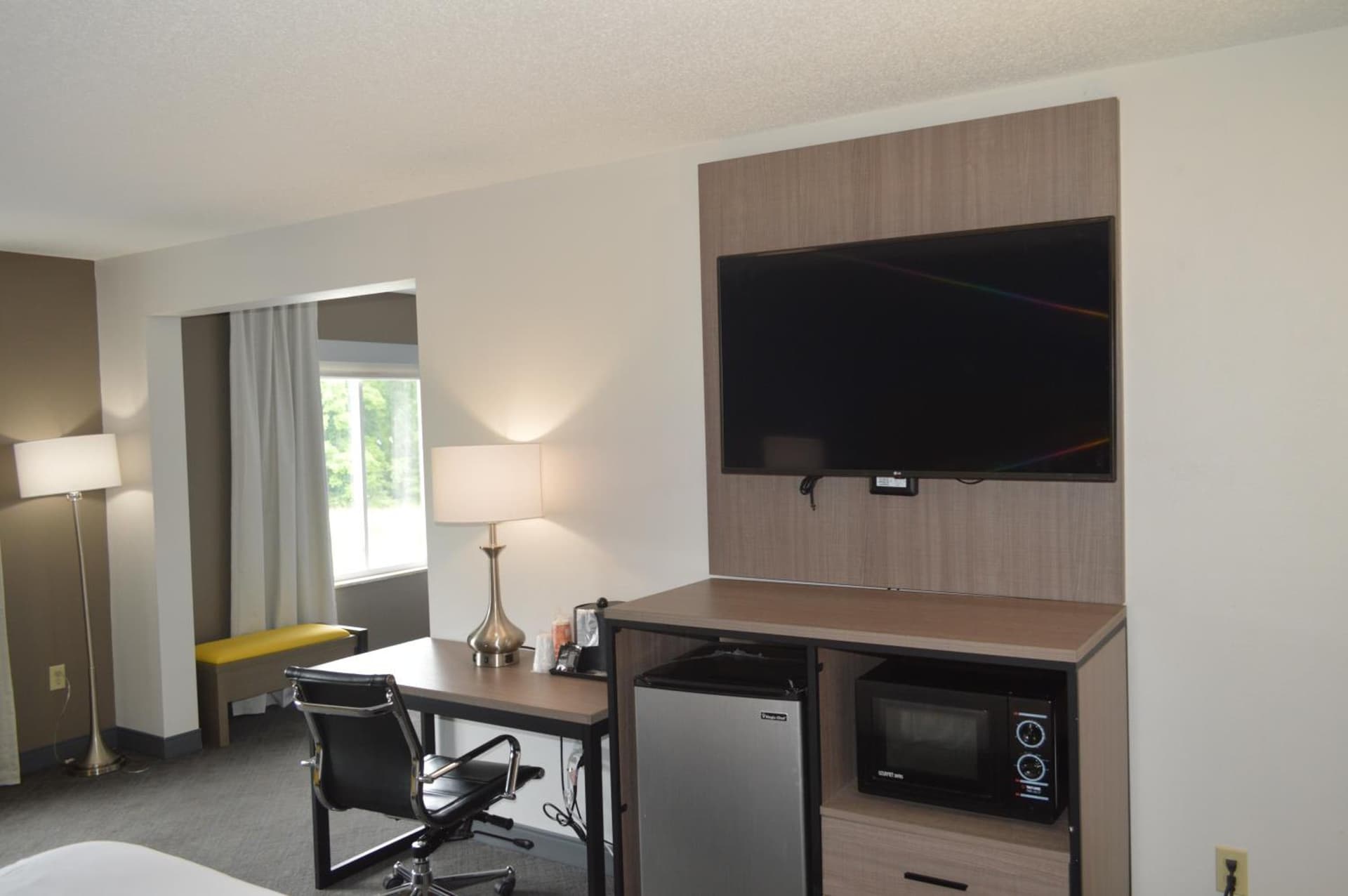 Comfort Inn & Suites Harrisburg-Hershey North gallery photo in Harrisburg, PA — image 18