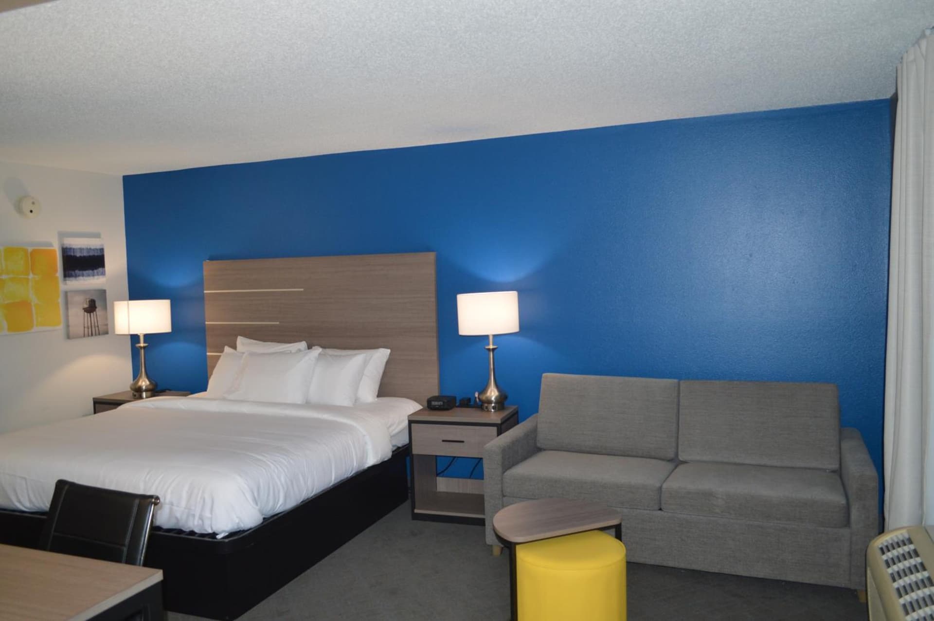 Comfort Inn & Suites Harrisburg-Hershey North gallery photo in Harrisburg, PA — image 17